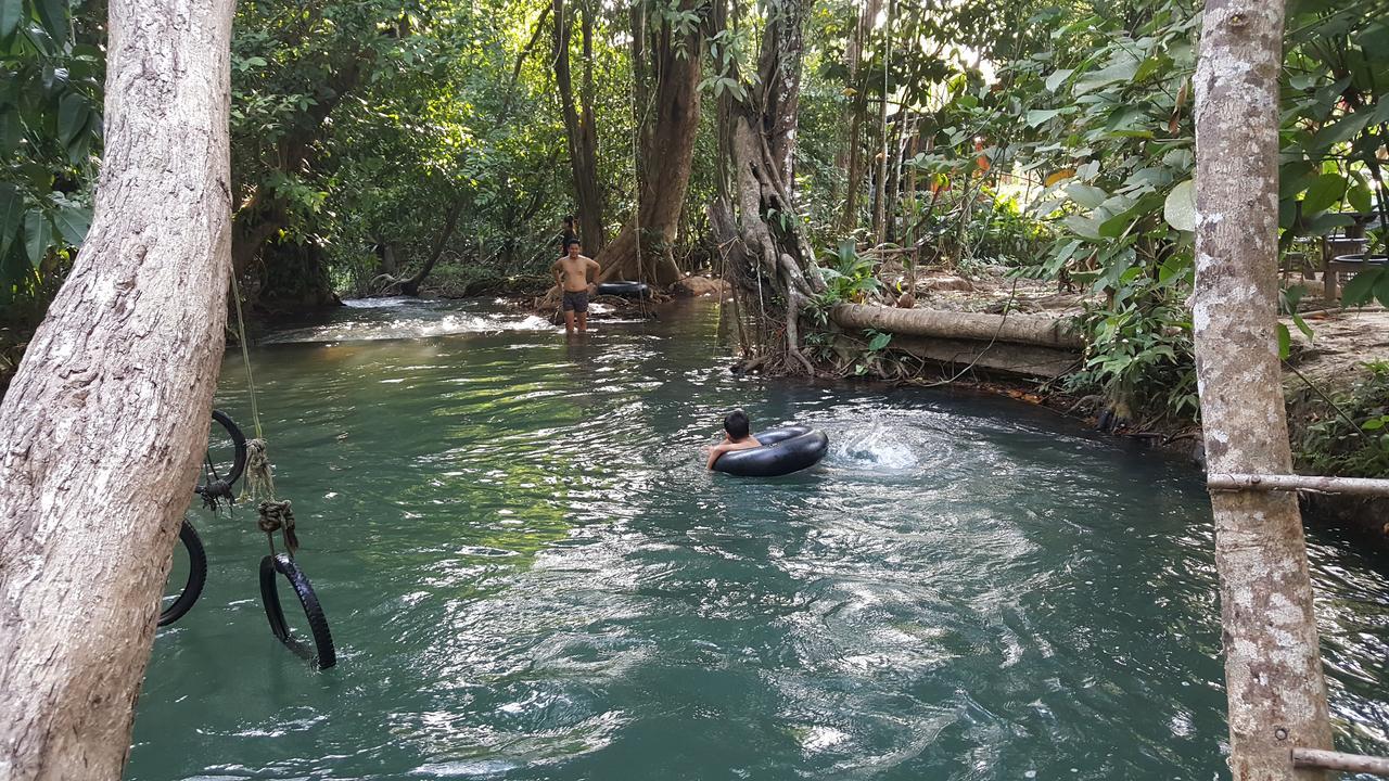 Отель Hug Rimtharn Ban Khao Klom Экстерьер фото
